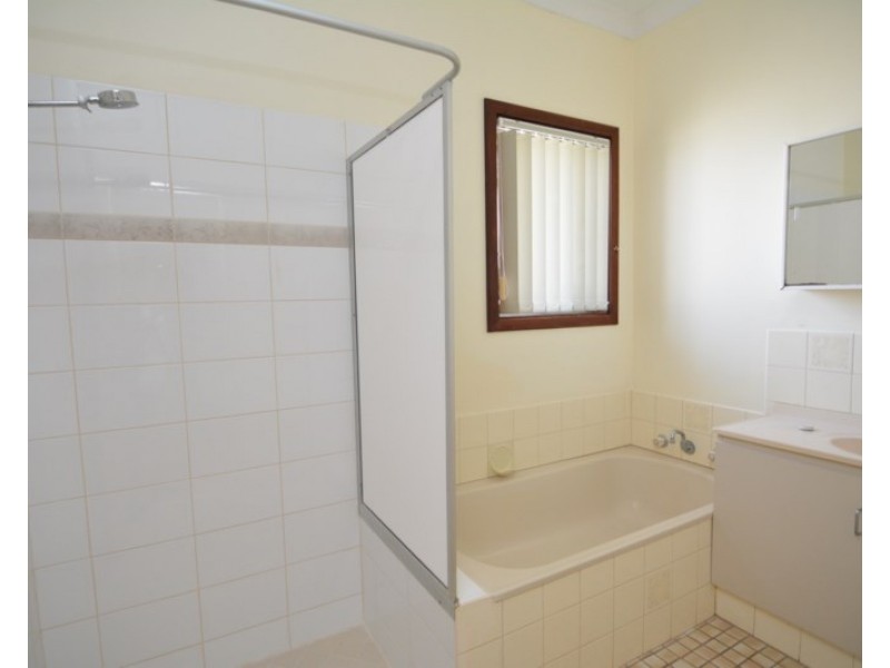 32 Granberry Drive, Carnarvon WA 6701