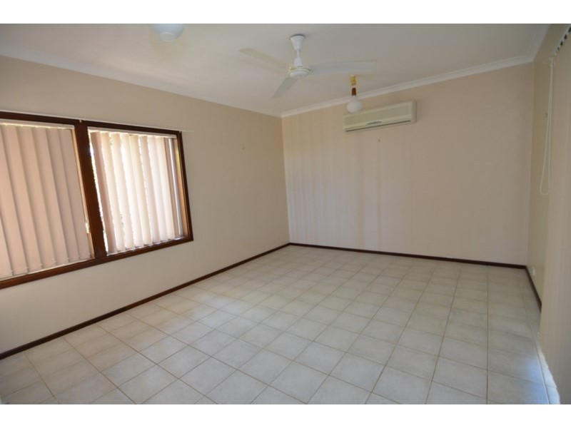 17 Granberry Drive, Carnarvon WA 6701