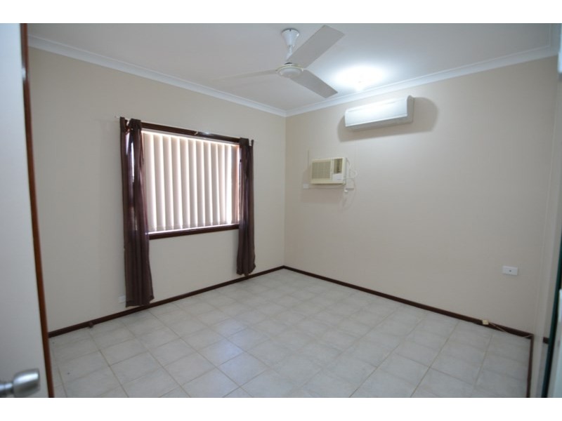 17 Granberry Drive, Carnarvon WA 6701