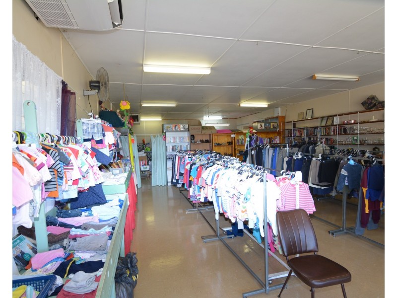 2 Robinson Street, Carnarvon WA 6701