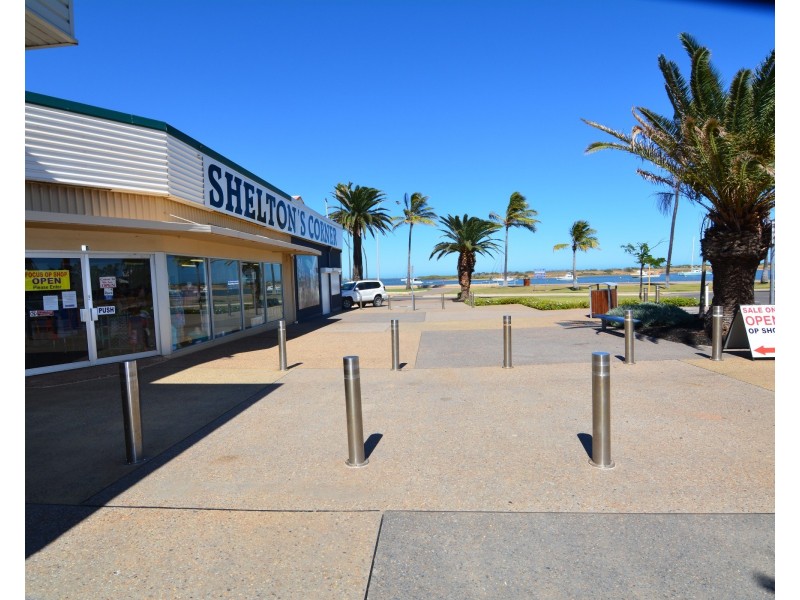 2 Robinson Street, Carnarvon WA 6701