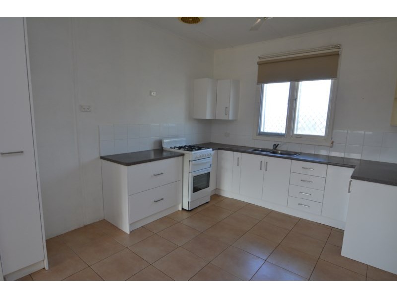 18A Ridley Place, Carnarvon WA 6701