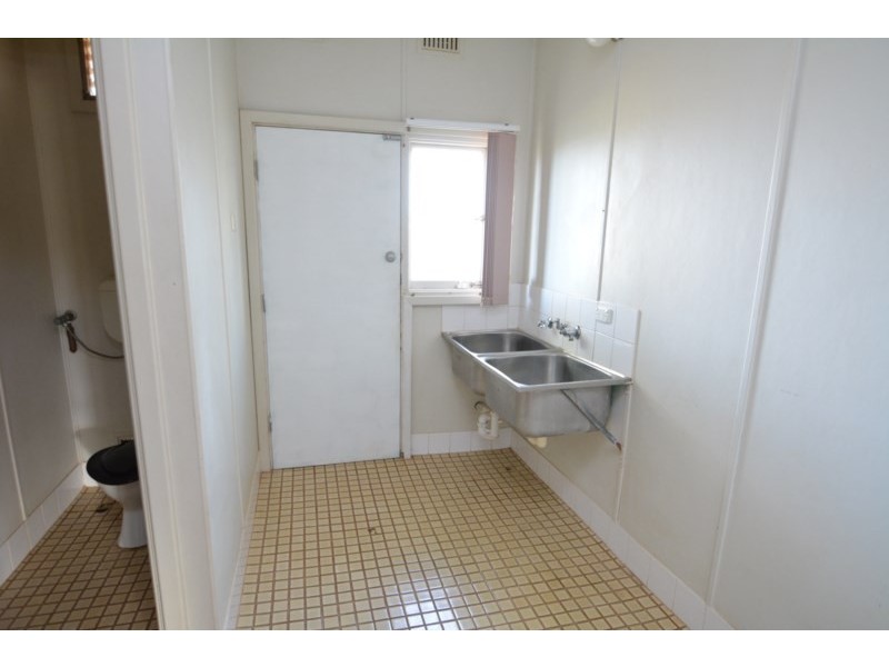 18A Ridley Place, Carnarvon WA 6701