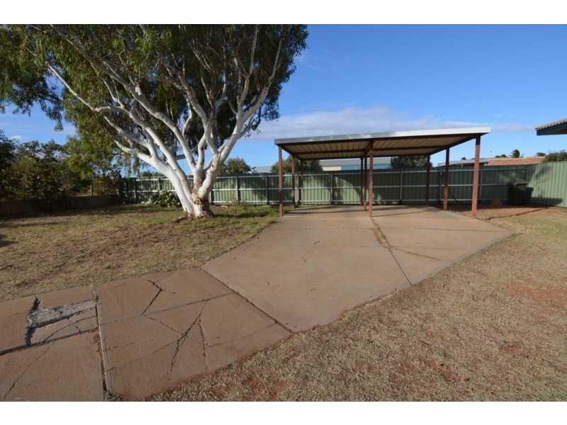 18A Ridley Place, Carnarvon WA 6701