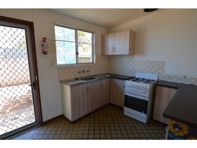 Unit 1/16 Brown Street, Carnarvon WA 6701