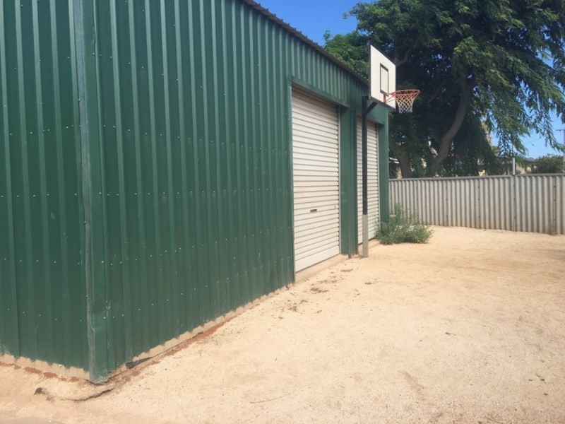 10 McNish Street, Carnarvon WA 6701