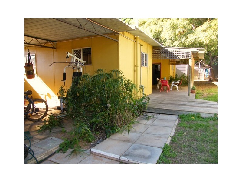 97 and 99 Olivia Terrace, Carnarvon WA 6701