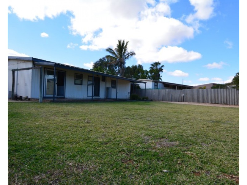 29 Wheelock Way, Carnarvon WA 6701