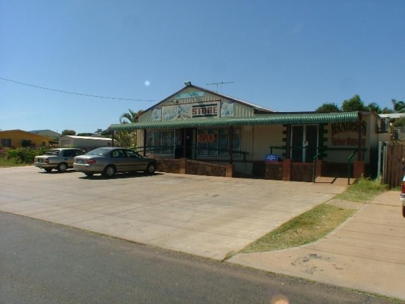 17 Hubble Street, Carnarvon WA 6701
