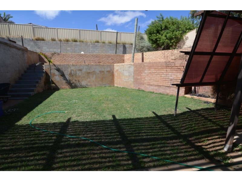 27 Hubble Street, Carnarvon WA 6701