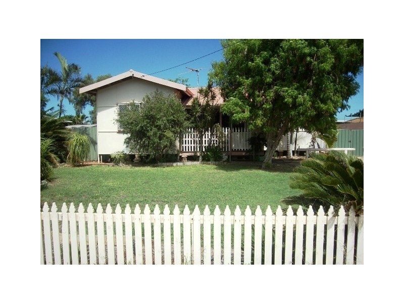 82 Whitlock Street, Carnarvon WA 6701