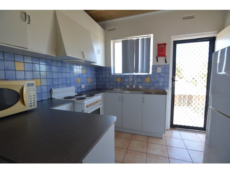 4/6 James Street, Carnarvon WA 6701