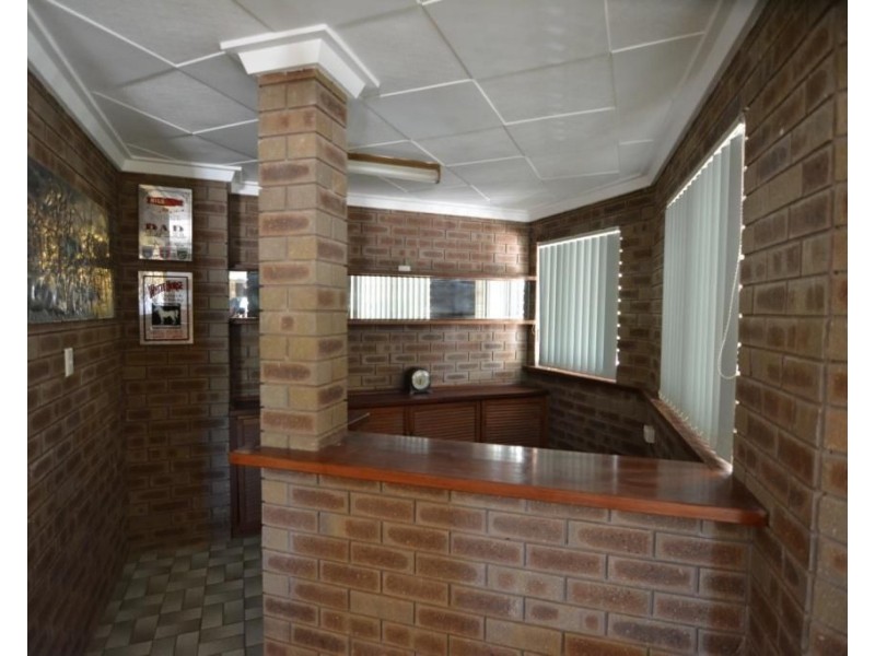 16 Gooch Street, Carnarvon WA 6701