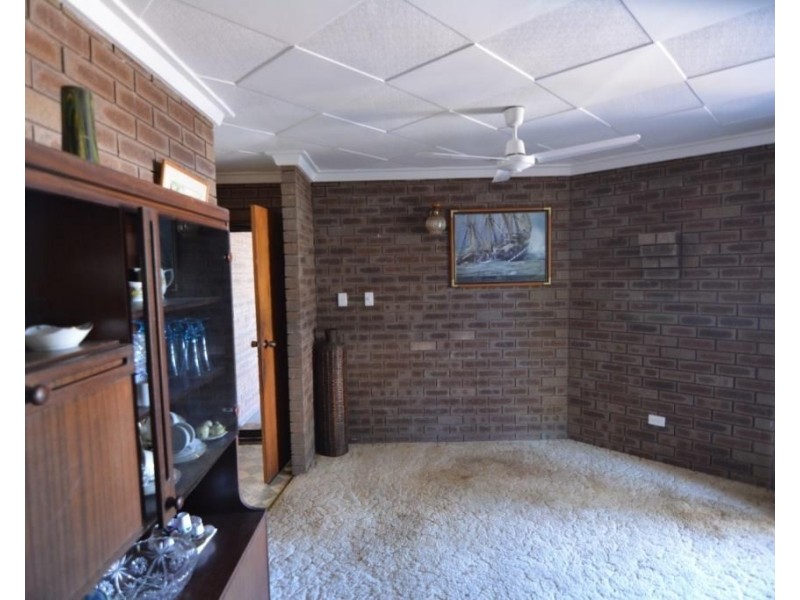 16 Gooch Street, Carnarvon WA 6701