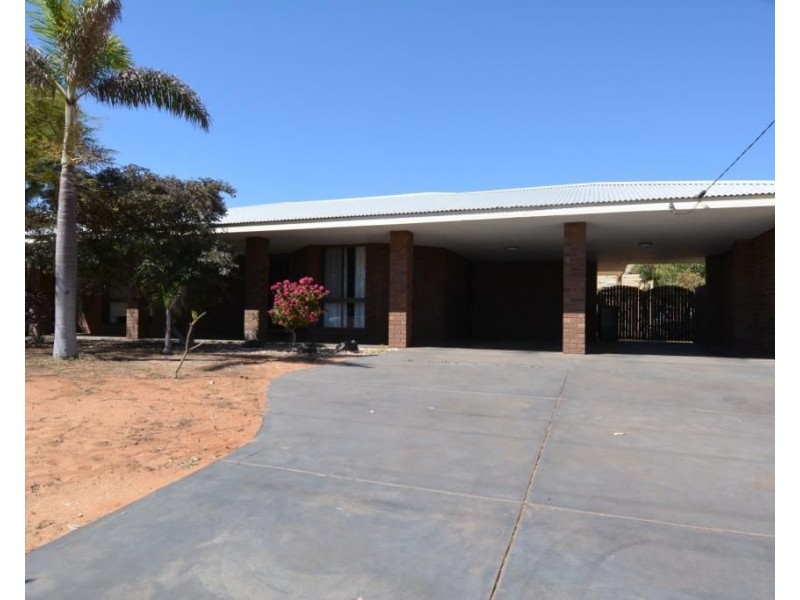 16 Gooch Street, Carnarvon WA 6701