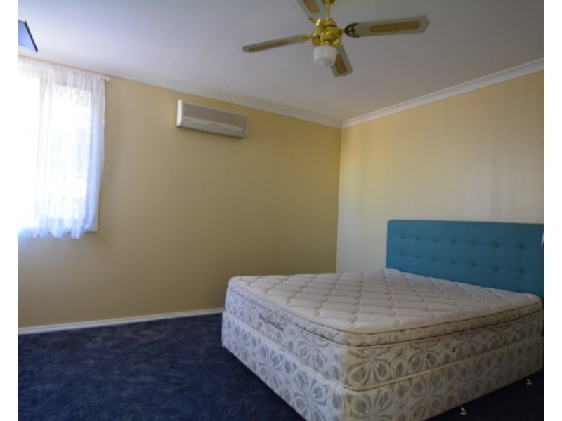 9D Buzolic Court, Carnarvon WA 6701