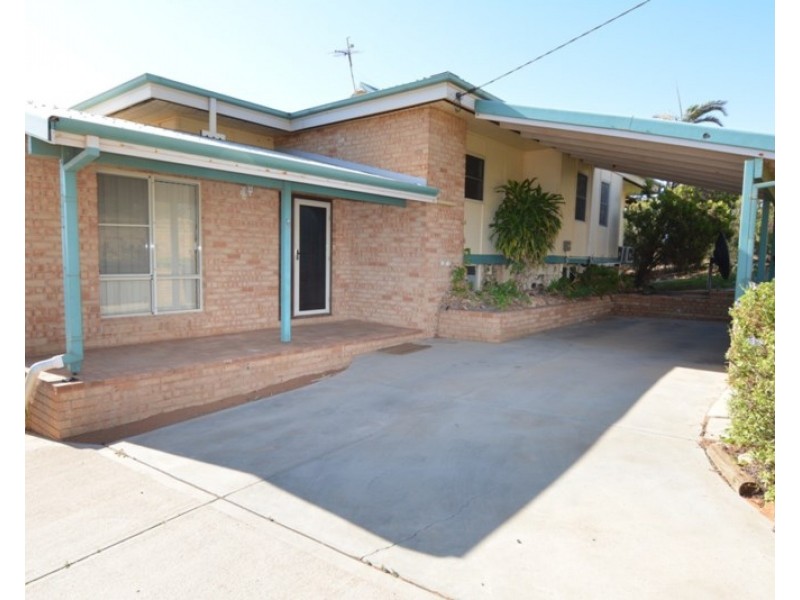 10 Craggs Court, Carnarvon WA 6701