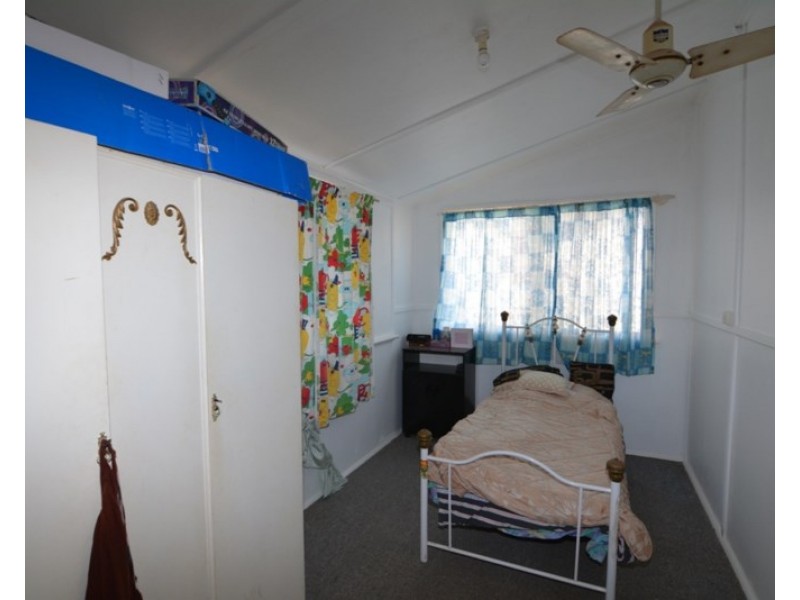 16 McLeod Street, Carnarvon WA 6701