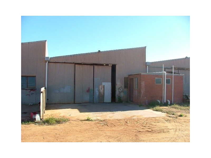 Unit B,338 Robinson Street, Carnarvon WA 6701