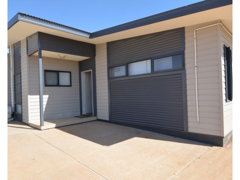22 Mindirra Crescent, Carnarvon WA 6701
