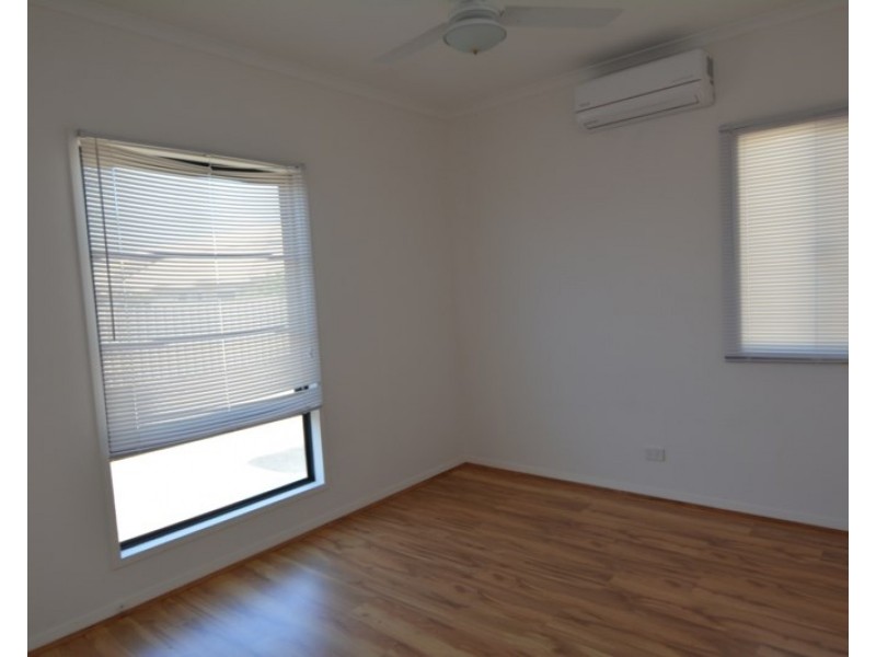 22 Mindirra Crescent, Carnarvon WA 6701