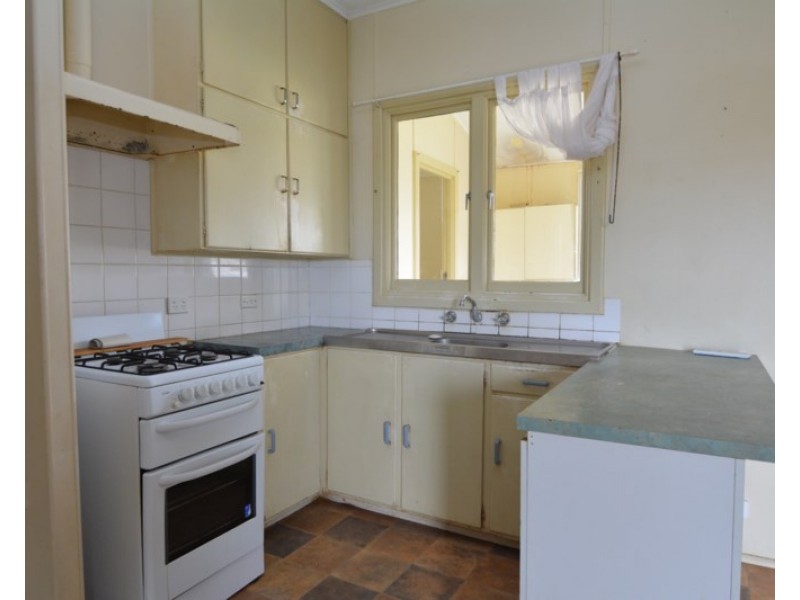 11 Killicoat Street, Carnarvon WA 6701