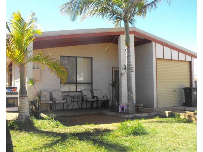 27 Baston Street, Carnarvon WA 6701
