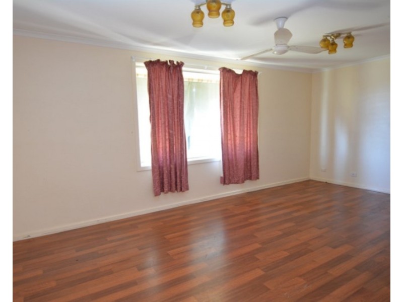 10 Shallcross Street, Carnarvon WA 6701