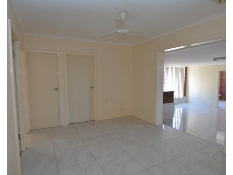 10 Shallcross Street, Carnarvon WA 6701