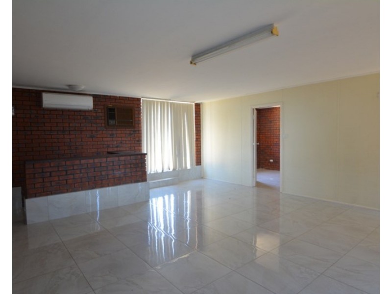 10 Shallcross Street, Carnarvon WA 6701