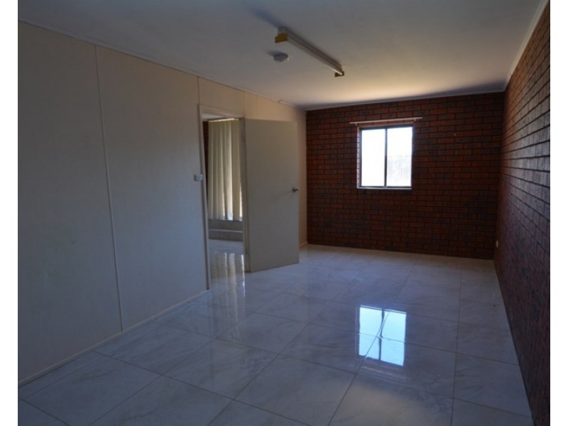 10 Shallcross Street, Carnarvon WA 6701