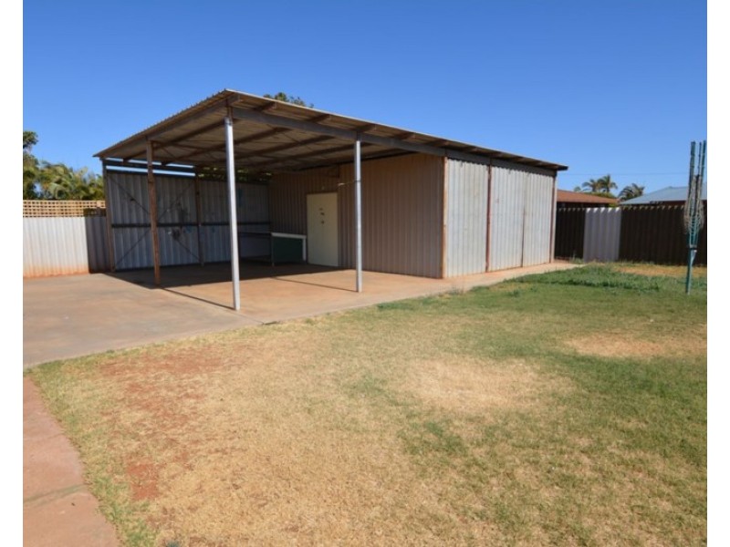 10 Shallcross Street, Carnarvon WA 6701