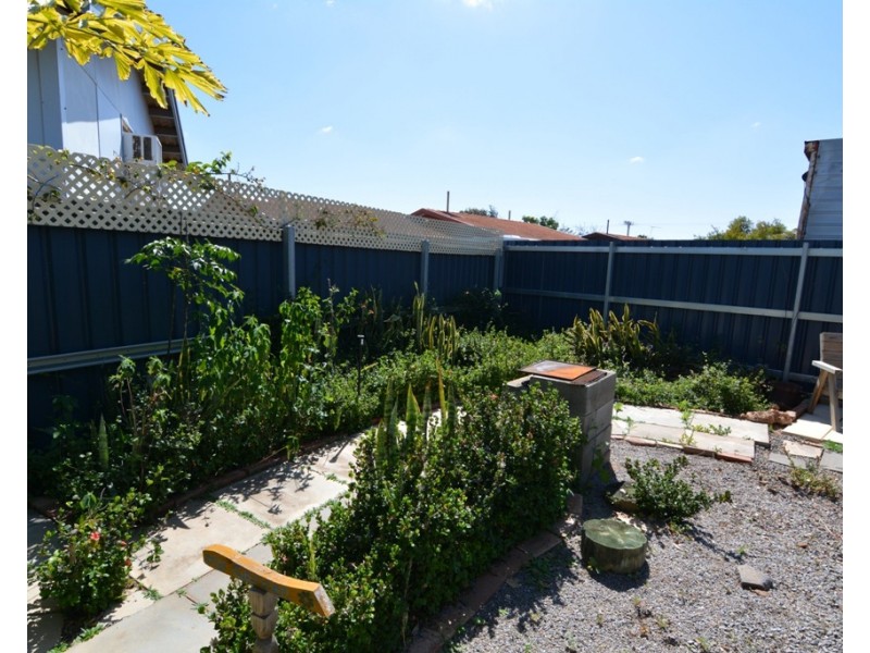 1 Pratt Court, Carnarvon WA 6701