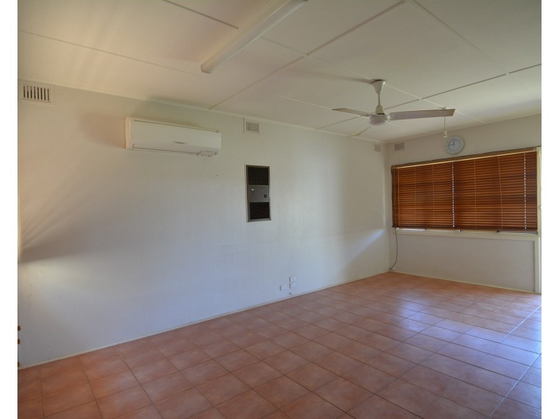 9 Ridley Place, Carnarvon WA 6701