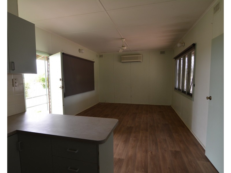 8 Beckett Street, Carnarvon WA 6701