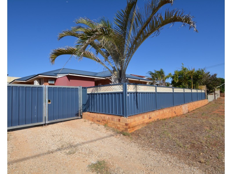 27 Hubble Street, Carnarvon WA 6701