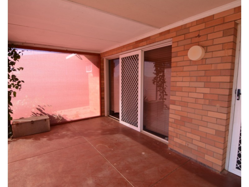 27 Hubble Street, Carnarvon WA 6701