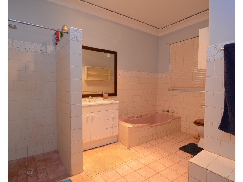 27 Hubble Street, Carnarvon WA 6701