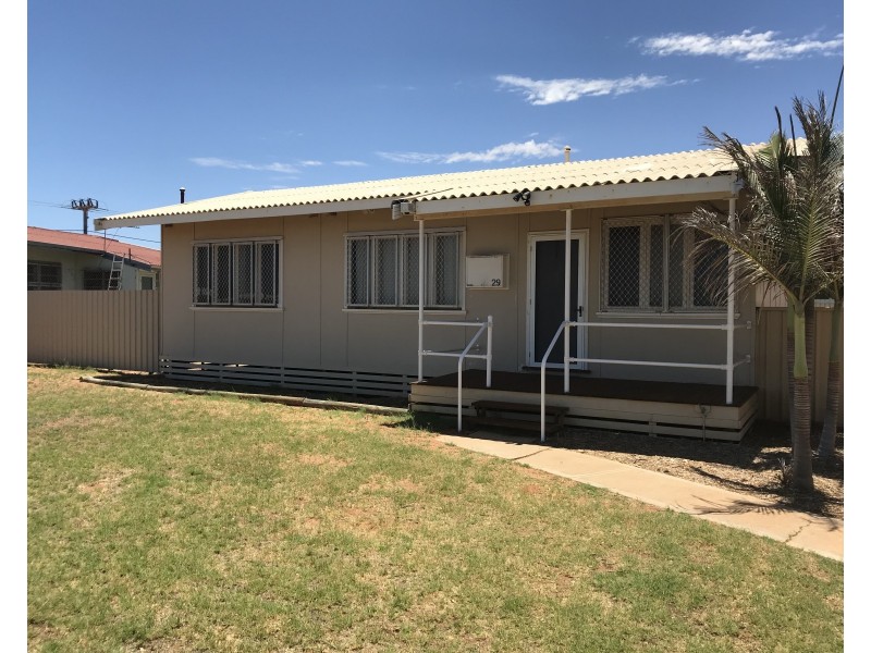 29 Carey Street, Carnarvon WA 6701