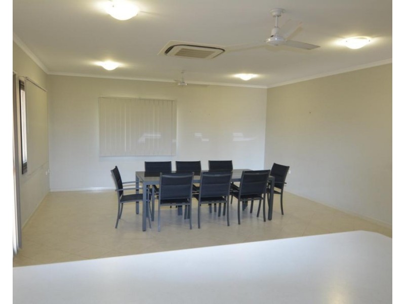 32 Yardi Quays, Carnarvon WA 6701