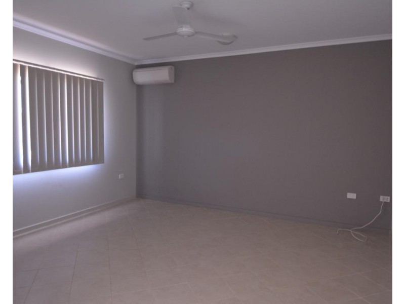 32 Yardi Quays, Carnarvon WA 6701