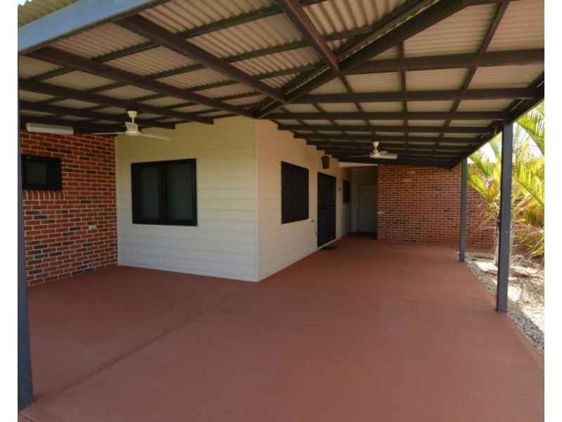 32 Yardi Quays, Carnarvon WA 6701