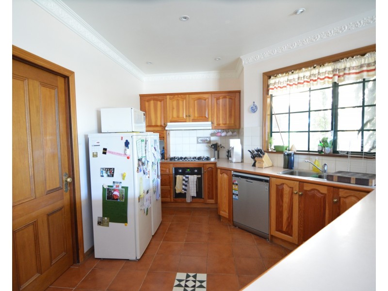 2 Bird Street, Carnarvon WA 6701