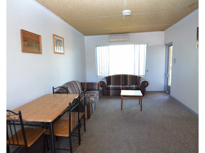 5/6 James Street, Carnarvon WA 6701