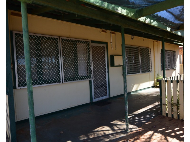 8 Lukis Place, Carnarvon WA 6701