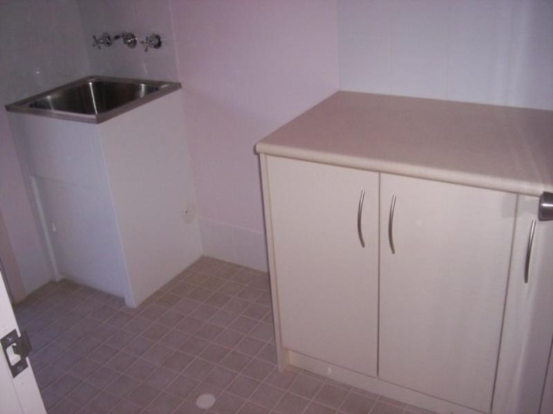 4 Mindirra Crescent, Carnarvon WA 6701