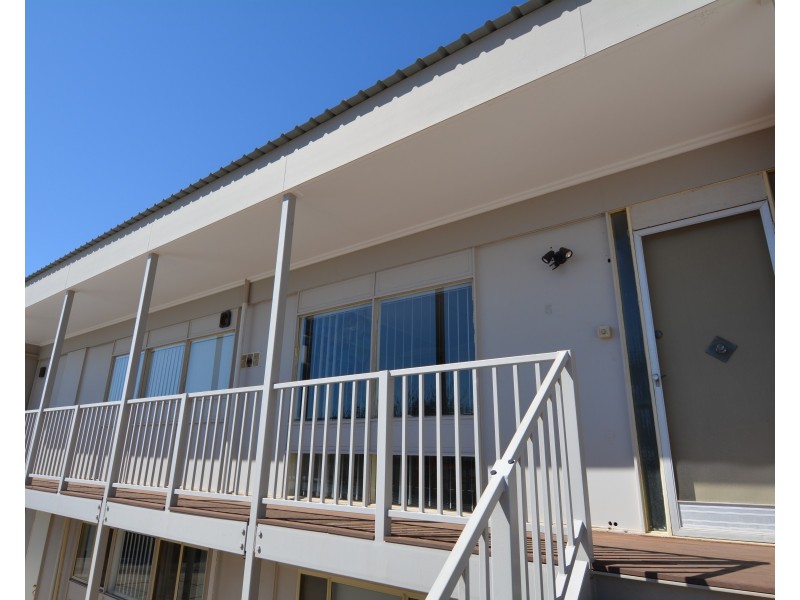 5/1 Hearn Place, Carnarvon WA 6701