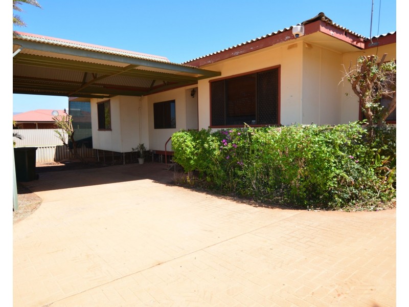 263 Robinson Street, Carnarvon WA 6701