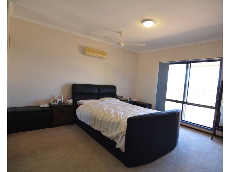 11 Finnerty Street, Carnarvon WA 6701