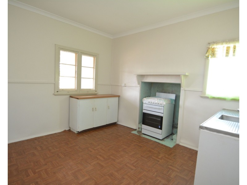 4 Crossland Street, Carnarvon WA 6701